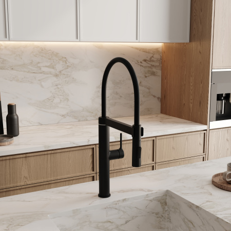 Смеситель для кухни с гибким изливом WasserKRAFT A8867 черный матовый фото