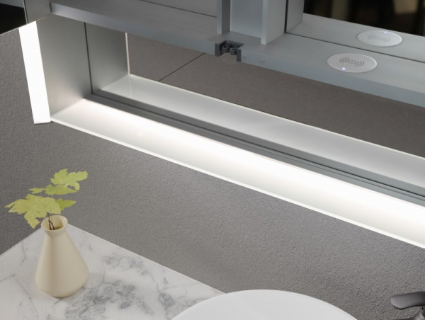 Зеркальный шкаф из алюминия Esbano ES-3828D 80x85 фото