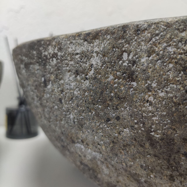 Накладная раковина из речного камня RS01464 БЛИЗНЕЦЫ (54*50*16) фото