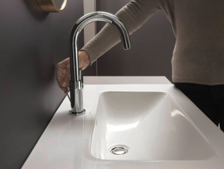 Высокий смеситель для раковины Hansgrohe Vernis Blend 71554000 хром фото