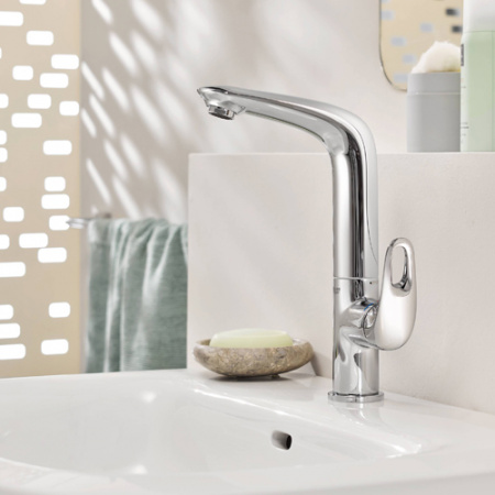 Высокий смеситель для раковины Grohe Eurostyle New 23569003 фото