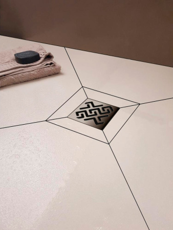 Душевой трап Berges Wasserhaus Platz Antik 091160 10x10 см, хром фото