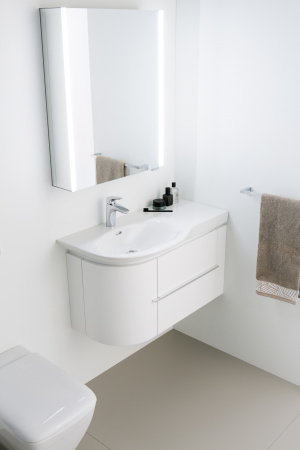 Раковина Laufen Palace 8.1670.2.000.104.1 R 90 см фото