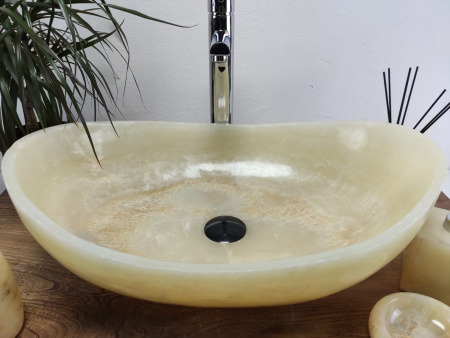 Накладная раковина из оникса Oval Yellow OO-01065 (55*38*19) фото