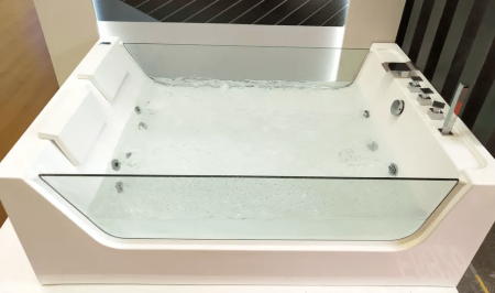 Акриловая гидромассажная ванна (джакузи) Cerutti SPA C-454 170x120 фото