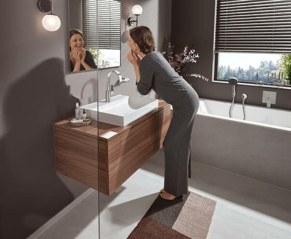 Высокий смеситель для раковины Hansgrohe Vivenis 75032000 хром фото