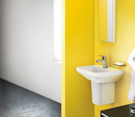 Смеситель для раковины Hansgrohe Logis 71070000 фото