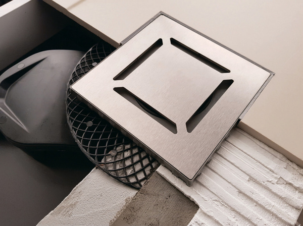 Душевой трап Berges Wasserhaus Platz Norma 090159 15x15 см фото