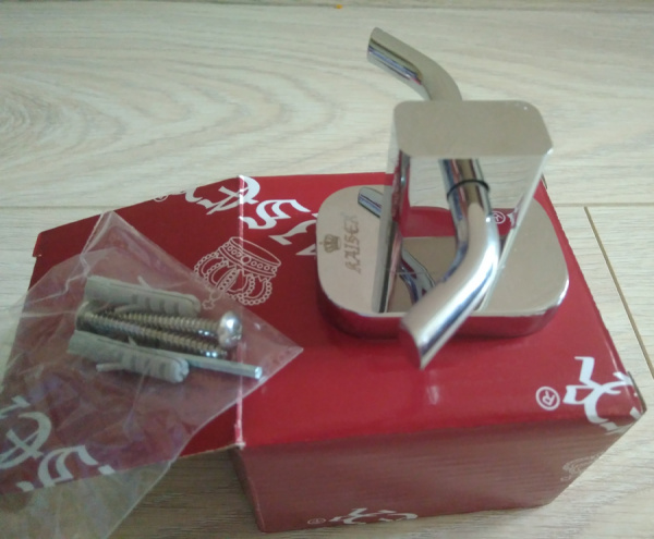 Крючок для ванной двойной Kaiser Oval KH-2042 фото