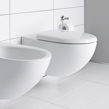 Подвесной унитаз безободковый Duravit D-Neo 45780900A1 (2578090000+0021690000) с сиденьем фото