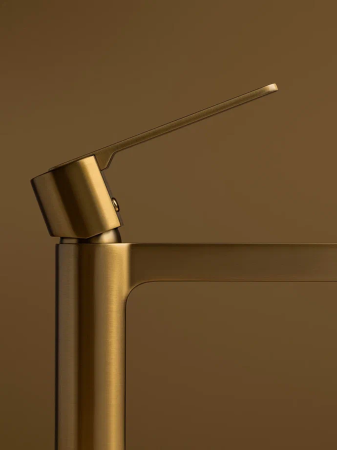 Смеситель для раковины AltroBagno Юнион (Unione) ALTROBAGNOUnione0146BG матовое золото фото