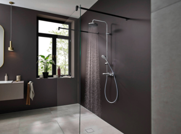 Душевая система (стойка) с термостатом Hansgrohe Vernis Blend Showerpipe 200 1jet Green 26318000 хром фото