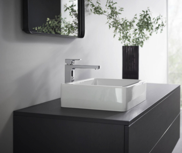 Высокий смеситель для раковины Hansgrohe Vernis Shape 71591000 хром фото