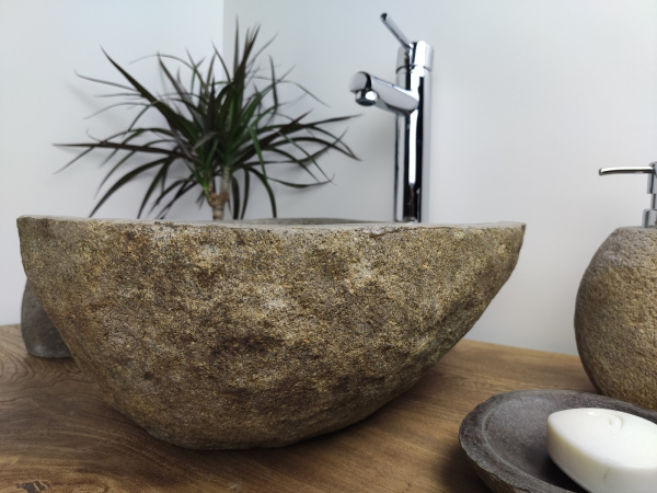 Накладная раковина из речного камня RS141 (47*39*15) фото