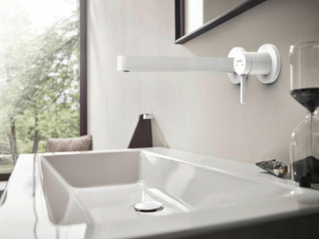 Смеситель для раковины настенный Hansgrohe Finoris 76050700 белый матовый фото