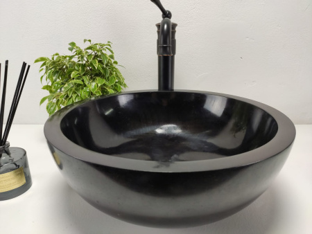 Накладная раковина из камня Андезит Bowl Black Small BA-01010 (40*40*15) фото