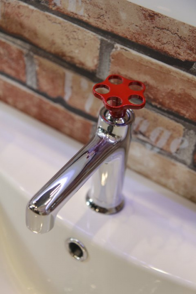Смеситель для раковины BelBagno Roso ROS-LVM-CRM фото