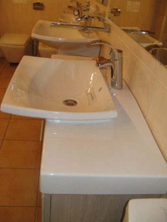 Полувстраиваемая раковина Jacob Delafon Escale E1280 100 см фото