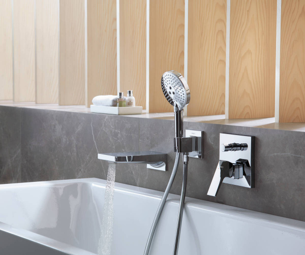 Смеситель для ванны и душа Hansgrohe Metropol 32545000 фото