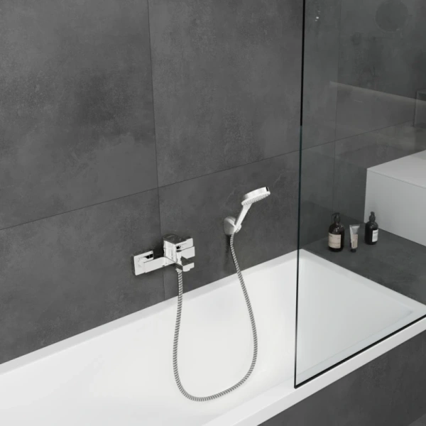 Смеситель Hansgrohe Vernis Shape для ванны с душем 71450000 хром фото