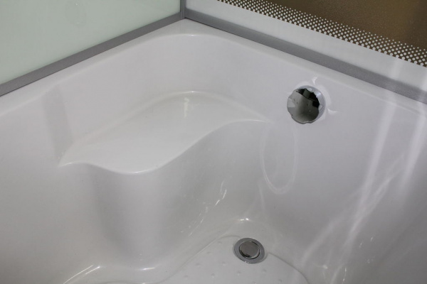 Акриловая ванна River 150/80/50 фото