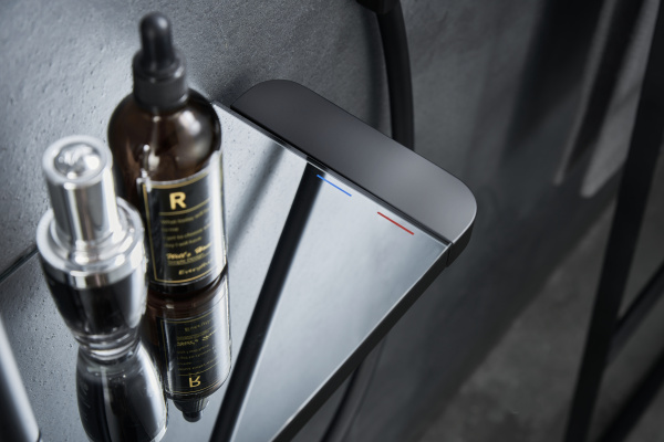 Душевая стойка с тропическим душем Savol SK-H3145H черная матовая фото