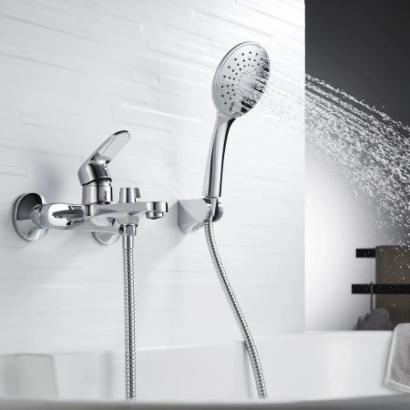 Смеситель для ванны с душем Rossinka RS45 RS45-30 фото