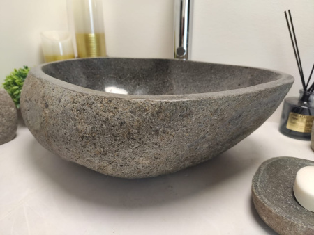 Накладная раковина из речного камня RSM0628 (43*36*15) фото