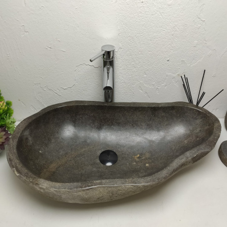 Накладная раковина из речного камня RS01314 (70*39*16) фото