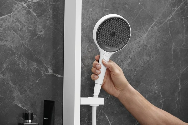 Душевой гарнитур Hansgrohe Rainfinity 130 3 jet 26852700 белый матовый фото