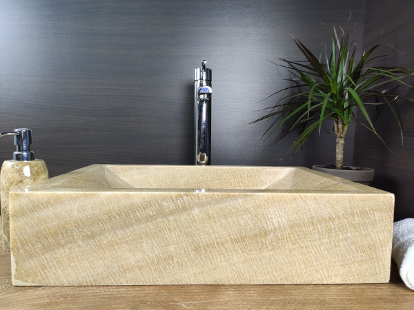 Накладная раковина из оникса Indo Prau Sunset Kecil OP-00115 фото