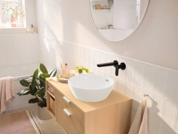 Смеситель для раковины с донным клапаном Hansgrohe Rebris S 72528670 черный матовый фото