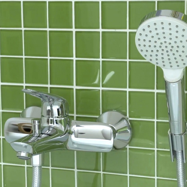 Смеситель для ванны с душем Hansgrohe Novus 71040000 фото