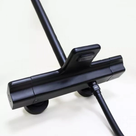 Душевая система (стойка) с термостатом Kaiser Elite 01182-2 черная фото