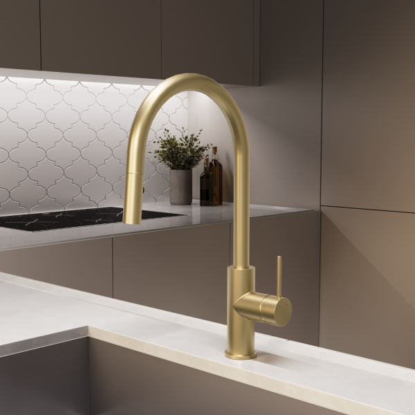 Смеситель для кухни с выдвижным изливом Vincea City VKF-2C1BG брашированное золото фото