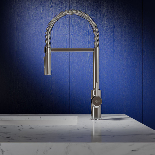 Смеситель для кухни с выдвижным изливом Ideal Standard Gusto BC302AA 2 типа струи фото