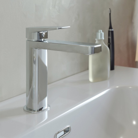 Смеситель для раковины Iddis Bridge BRDSB00i01 фото