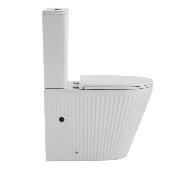 Унитаз напольный со смывом торнадо SantiLine SL-5046 с сиденьем фото