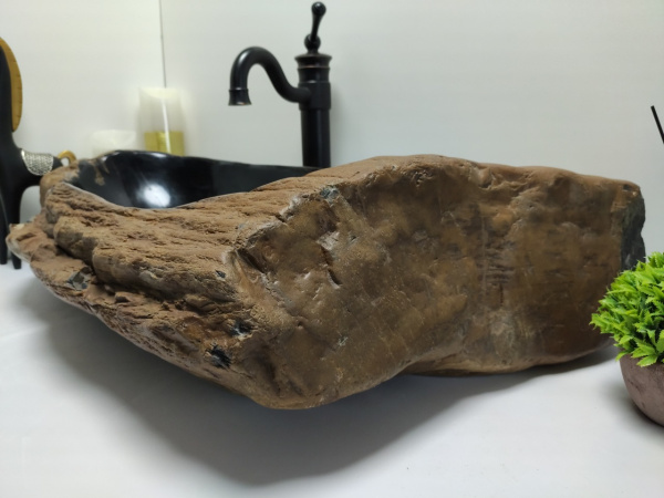Накладная раковина из окаменелого дерева FSB-0416 (76*49*23) фото