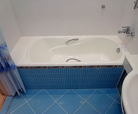 Чугунная ванна Roca Haiti 2331G0000 с п/ск покрытием 140x75 фото