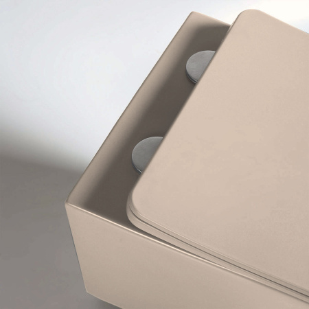 Подвесной унитаз безободковый Vincea Q-Line VT1-12MC с сиденьем фото