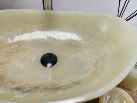 Накладная раковина из оникса Oval Yellow OO-01065 (55*38*19) фото