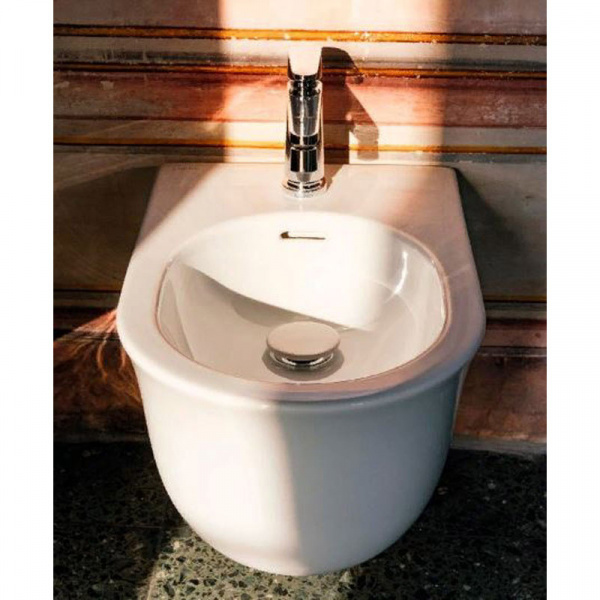 Биде подвесное Laufen The New Classic 8.3085.1.000.302.1 фото