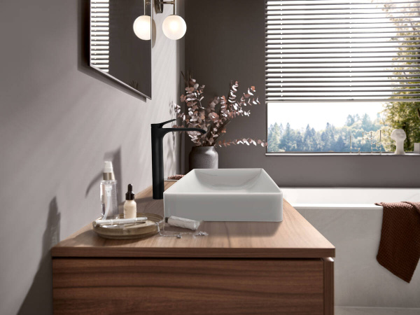 Высокий смеситель для раковины Hansgrohe Vivenis 75042670 черный матовый фото