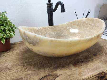 Накладная раковина из оникса Oval Yellow OO-01033 (55*38*19) фото