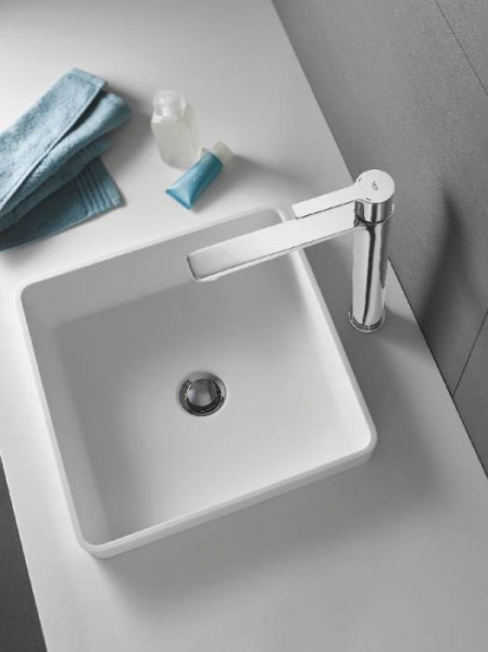 Высокий смеситель для раковины Grohe Lineare New 23405001 фото