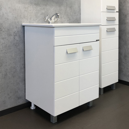 Тумба Comforty Модена М-60 с раковиной Quadro 60 фото