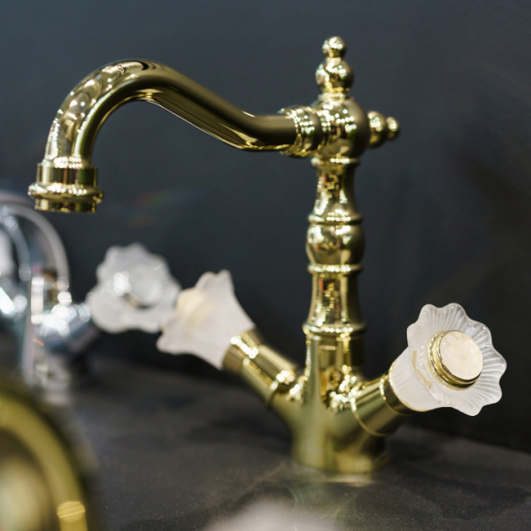 Смеситель для раковины Boheme Camelia 292-Camelia фото