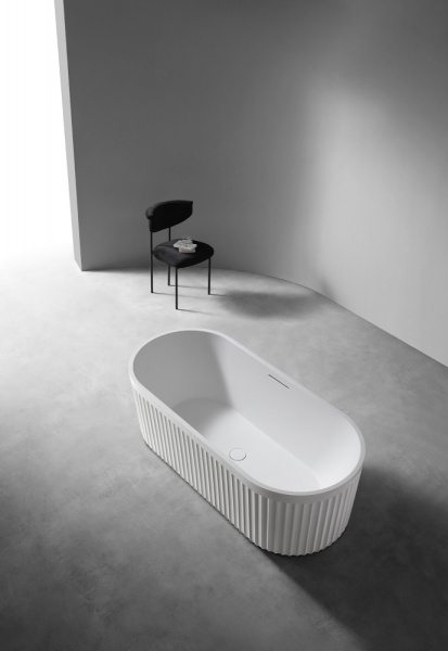 Ванна из искусственого камня Abber Stuttgart AM9925 170x75 белая матовая фото