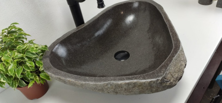 Накладная раковина из речного камня RS0792 (57*45*15) фото
